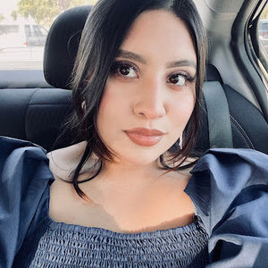 Meet your Posher, Mara